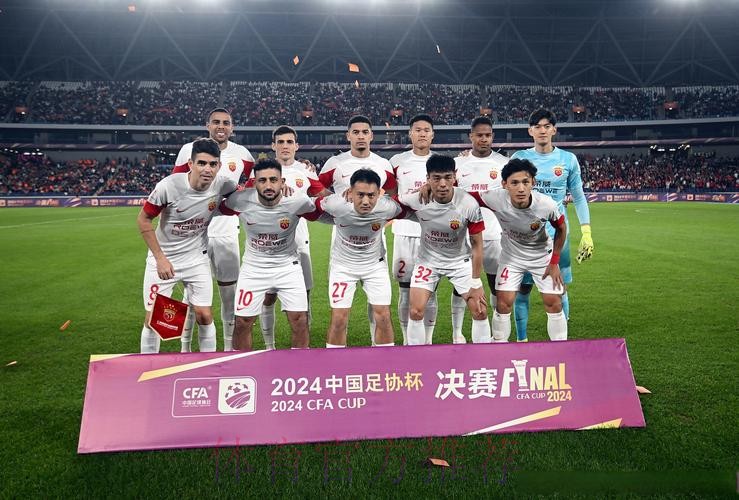 “备战世界杯2026：各大球队争锋逐鹿”